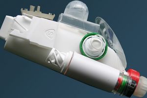Kreative Forschungsschiffe der Zukunft aus Plastikmüll (Foto: Eva Klooth / Deutsches Meeresmuseum)