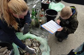 International Coastal Cleanup Day 2021 im Nationalpark Vorpommersche Boddenlandschaft (Foto: Madita Demmin / Deutsches Meeresmuseum)